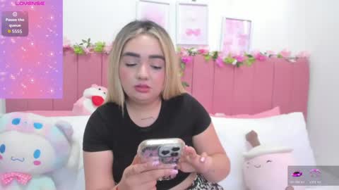 Snapshot of sophiee_rosee chatting on May 3, 2026, 8:48 pm sophiee rosee online show from May 3, 2026, 8:48 pm
