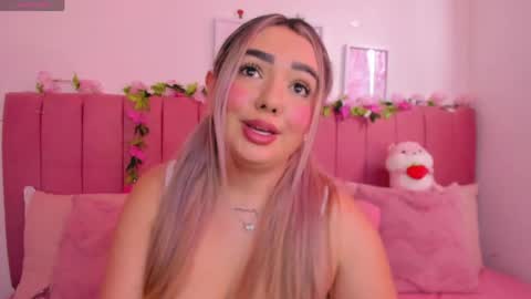 Snapshot of sophiee_rosee chatting on May 21, 2026, 5:09 pm sophiee rosee online show from May 21, 2026, 5:09 pm