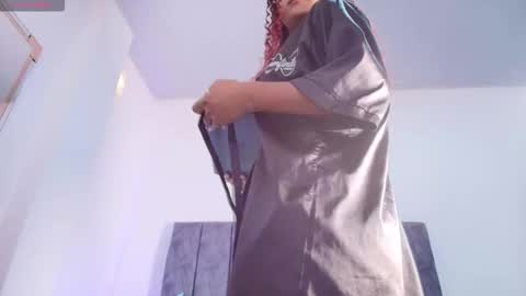 Snapshot of sophiee_velvet chatting on February 27, 2026, 2:50 pm online show from February 27, 2026, 2:50 pm