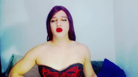 Snapshot of sophiehillsxo chatting on February 5, 2026, 3:22 am sophiehillsxo online show from February 5, 2026, 3:22 am