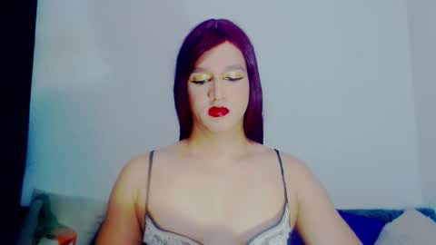 Snapshot of sophiehillsxo chatting on February 28, 2026, 2:45 am sophiehillsxo online show from February 28, 2026, 2:45 am