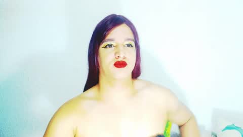 Snapshot of sophiehillsxo chatting on April 12, 2026, 2:27 am sophiehillsxo online show from April 12, 2026, 2:27 am