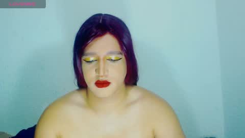 Snapshot of sophiehillsxo chatting on May 9, 2026, 2:39 am sophiehillsxo online show from May 9, 2026, 2:39 am