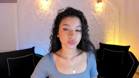 Sophie Houston online show from September 25, 2025, 2:48 am