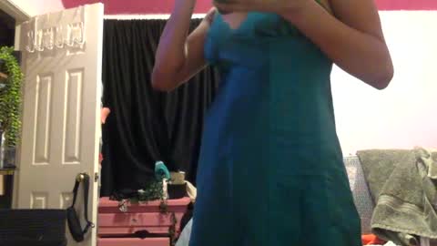 Snapshot of sophieinthecity chatting on July 13, 2026, 2:58 am Sophia Star online show from July 13, 2026, 2:58 am