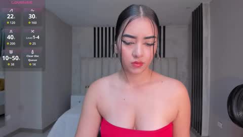 Snapshot of sophielanne chatting on November 30, 2025, 11:31 pm Sophie online show from November 30, 2025, 11:31 pm