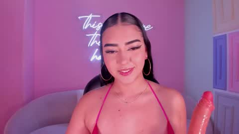 Sophie online show from March 13, 2026, 5:14 am