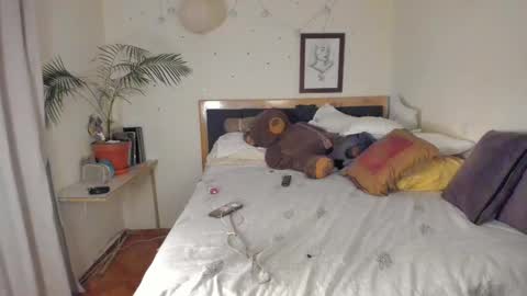 Snapshot of sophielondono21 chatting on November 24, 2025, 11:04 pm SofiTrans21 online show from November 24, 2025, 11:04 pm