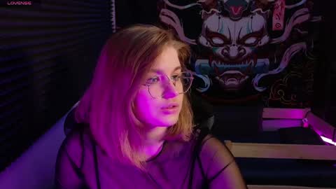 Sophie online show from May 9, 2026, 8:58 pm