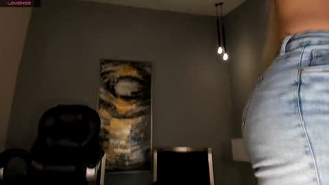 Snapshot of sophiepalmerx chatting on September 10, 2025, 10:48 am Sophie Palmer online show from September 10, 2025, 10:48 am