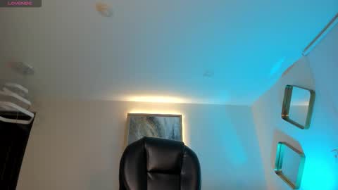 Snapshot of sophiepalmerx chatting on November 26, 2025, 10:49 am Sophie Palmer online show from November 26, 2025, 10:49 am