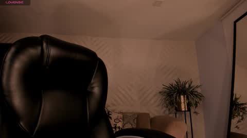 Snapshot of sophiepalmerx chatting on January 6, 2026, 12:31 pm Sophie Palmer online show from January 6, 2026, 12:31 pm