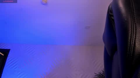 Snapshot of sophiepalmerx chatting on January 7, 2026, 12:40 pm Sophie Palmer online show from January 7, 2026, 12:40 pm