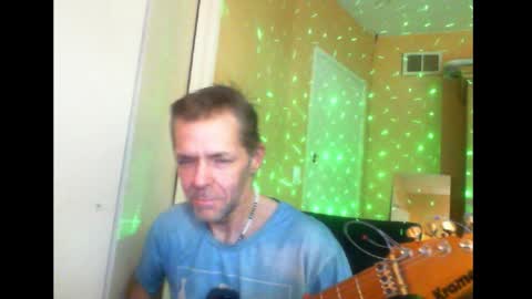 Snapshot of sophiestar12 chatting on December 14, 2024, 4:01 am Sophiestar online show from December 14, 2024, 4:01 am