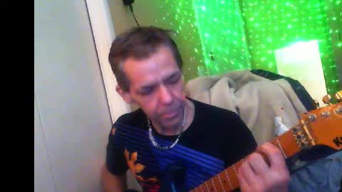 Snapshot of sophiestar12 chatting on December 25, 2024, 8:18 am Sophiestar online show from December 25, 2024, 8:18 am