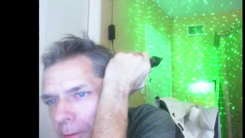 Snapshot of sophiestar12 chatting on January 3, 2025, 1:03 pm Sophiestar online show from January 3, 2025, 1:03 pm