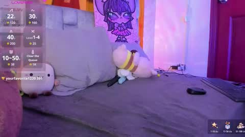   Sophie  online show from December 17, 2025, 6:52 am