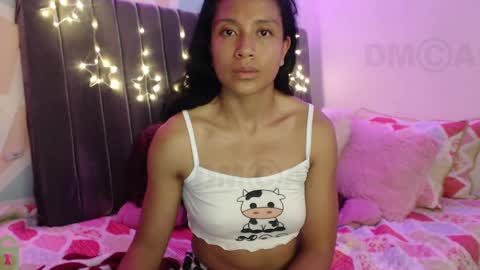 Snapshot of sophiia_dreams chatting on March 4, 2025, 1:55 am Sophia this is not my real name online show from March 4, 2025, 1:55 am