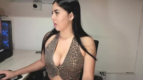 Snapshot of sophiie_blakee chatting on April 16, 2026, 11:40 pm Sophiee online show from April 16, 2026, 11:40 pm