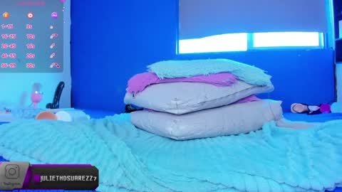 Snapshot of sophiiegreenn chatting on January 2, 2025, 1:40 pm Julieth online show from January 2, 2025, 1:40 pm
