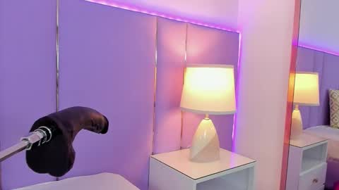 Sophy online show from November 28, 2025, 11:57 am