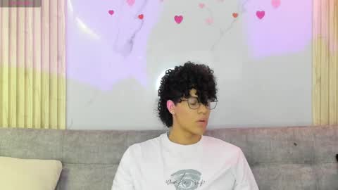 Snapshot of sorenandree chatting on March 11, 2025, 9:45 am sorenandree online show from March 11, 2025, 9:45 am