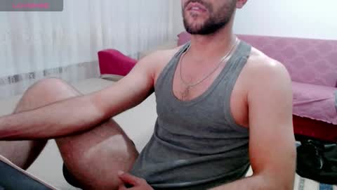 Snapshot of sorrymybadd chatting on October 19, 2025, 10:21 pm luis online show from October 19, 2025, 10:21 pm