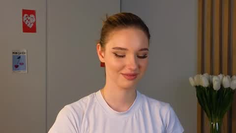 sylene online show from November 21, 2025, 3:22 pm