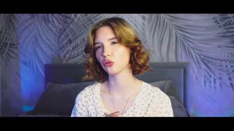 sylene online show from November 30, 2025, 3:49 pm