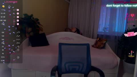 Snapshot of soul_liza chatting on April 2, 2026, 3:48 am Lisa online show from April 2, 2026, 3:48 am