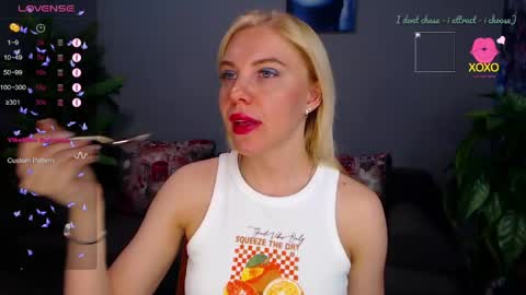 Snapshot of soul_liza chatting on May 26, 2026, 1:56 am Lisa online show from May 26, 2026, 1:56 am
