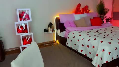 soulharmoonyy online show from February 13, 2026, 7:54 pm