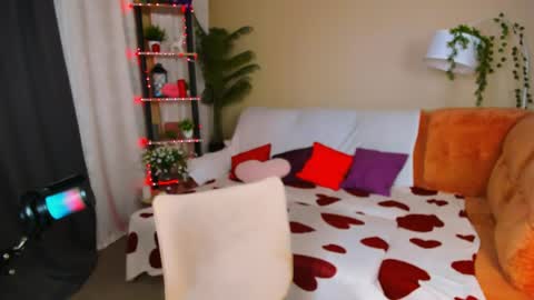 soulharmoonyy online show from April 13, 2026, 3:23 am