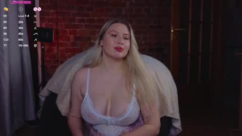 Snapshot of soulmeinme chatting on November 1, 2025, 8:00 pm soulmeinme online show from November 1, 2025, 8:00 pm