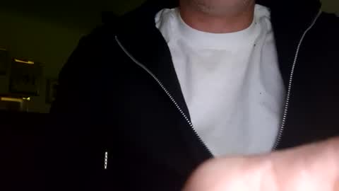 Snapshot of southboy2410 chatting on October 25, 2025, 6:02 pm southboy2410 online show from October 25, 2025, 6:02 pm