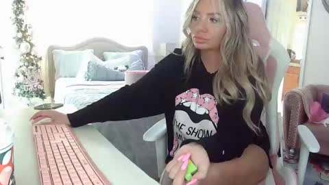 Your Barbii online show from December 1, 2024, 4:29 pm