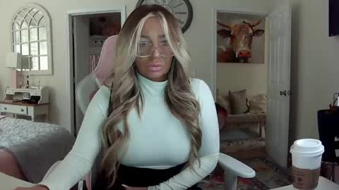 Your Barbii online show from February 12, 2025, 2:32 pm