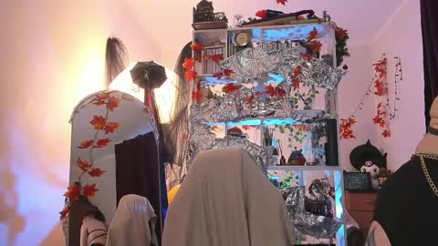 Snapshot of sova_energy chatting on November 27, 2025, 6:21 pm Leah online show from November 27, 2025, 6:21 pm