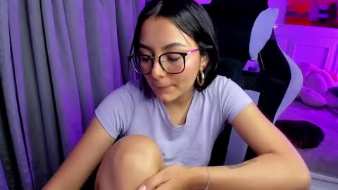 Lili online show from February 14, 2025, 1:45 am