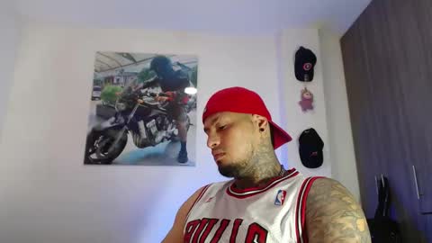 Snapshot of soy_apolo chatting on June 1, 2026, 5:47 pm soy_apolo online show from June 1, 2026, 5:47 pm
