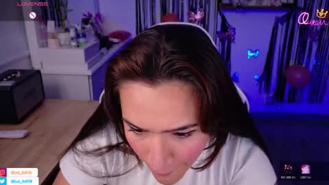 Luisa    online show from March 25, 2026, 3:45 am