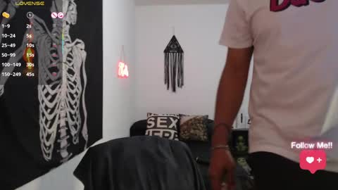 El Carlitos online show from April 3, 2026, 4:43 am