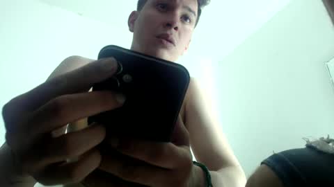 Snapshot of soymanuel777 chatting on April 12, 2026, 11:43 pm soymanuel777 online show from April 12, 2026, 11:43 pm