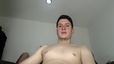 Snapshot of soymanuel777 chatting on April 15, 2026, 2:29 am soymanuel777 online show from April 15, 2026, 2:29 am