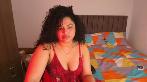 Snapshot of soynerea chatting on May 10, 2026, 12:05 am online show from May 10, 2026, 12:05 am