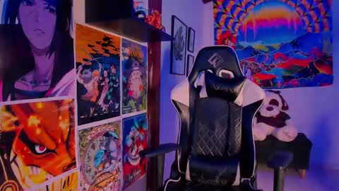 Val online show from December 17, 2024, 9:49 pm