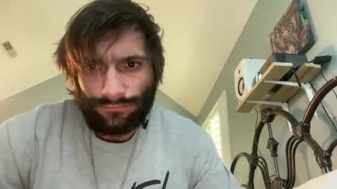 Snapshot of spacecase843 chatting on January 26, 2025, 9:51 pm TrndSettrz online show from January 26, 2025, 9:51 pm