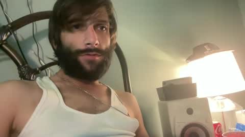 Snapshot of spacecase843 chatting on February 8, 2025, 7:37 am TrndSettrz online show from February 8, 2025, 7:37 am