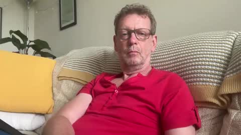 Snapshot of spaceman_fun chatting on June 7, 2026, 4:11 pm spaceman_fun online show from June 7, 2026, 4:11 pm