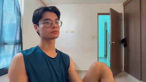 Roger online show from September 19, 2025, 2:51 pm